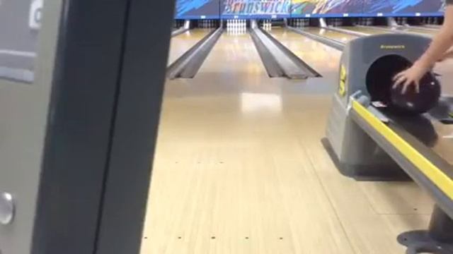 10-Pin Bowling Game 3 смотреть онлайн