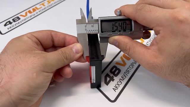 BMS LiFePO4 16S 48V 60A симметрия