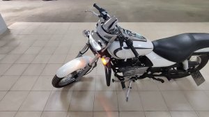 bajaj avenger