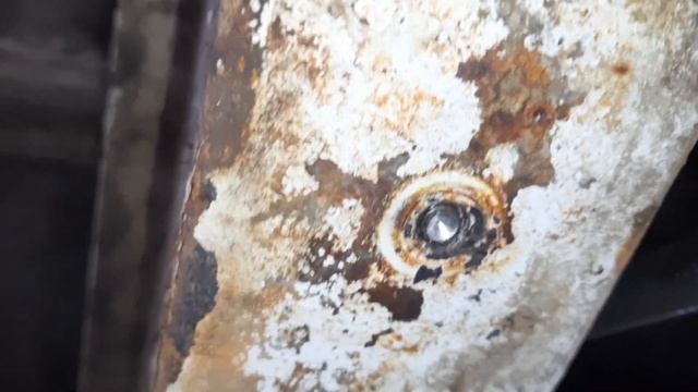 Как высверлить сломанный болт и восстановить резьбу?