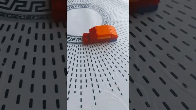 Как сделать рабочий пистолет? из лего смотреть онлайн