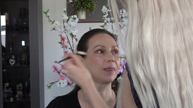 Дневной-Вечерний Макияж /Волшебное Преобразование смотреть онлайн