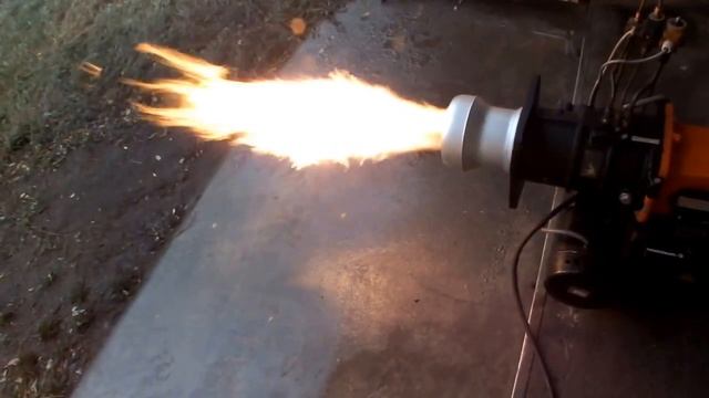 Palnik na olej przepracowany zużyty II biegowy Heizbosch 625 kW смотреть онлайн