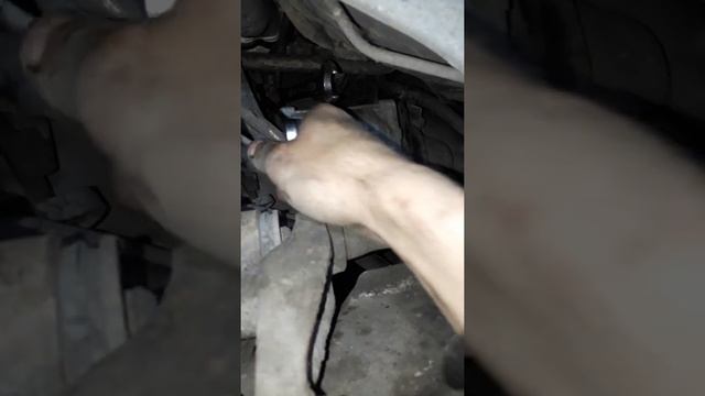 замена топливного фильтра Toyota Hiace regiuse двигатель 3rz Fe смотреть онлайн