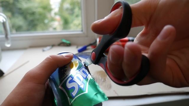 ЧТО СДЕЛАТЬ С НЕНУЖНЫМИ ЖЕСТЯНКАМИ? НЕ ЛАЙФХАКИ смотреть онлайн