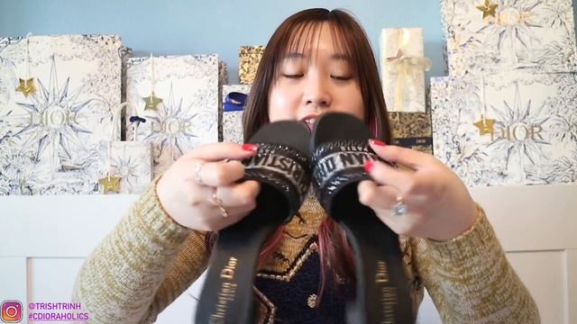 What I Got For Christmas- HUGE Dior Unboxing Haul 3 Shoes, T-Shirt, Holiday Notebook, Washcloth смотреть онлайн