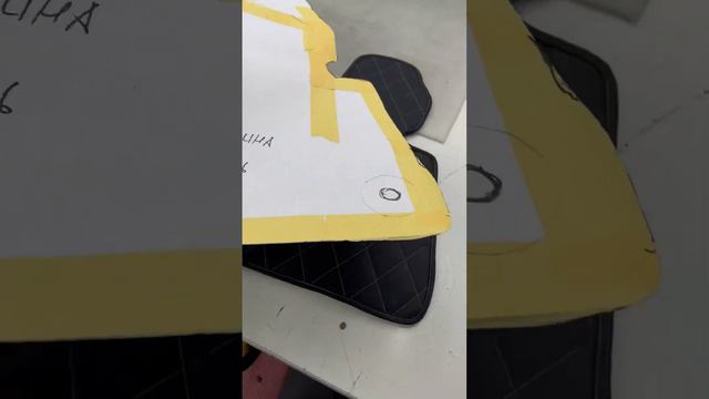 Rolls Royce Cullinan - пошив ковриков и любые другие работы с любыми авто в Центре Москвы в БГТ смотреть онлайн