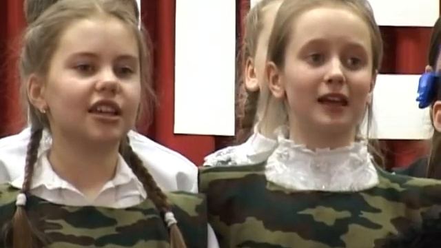 "Смуглянку" исполняет Ленинский дом творчества (г. Нижний Тагил) смотреть онлайн