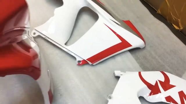 HONDA CBR929RR Обзор комплекта пластика смотреть онлайн