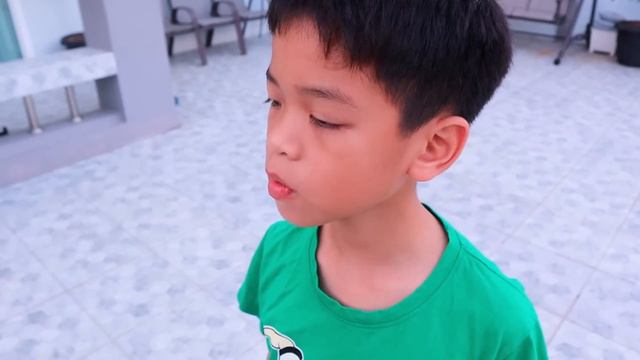 พลังวิเศษ !! เซนโดนกัด... จนกลายเป็นคามิเลี่ยนแมน ทำไรได้บ้าง - DING DONG DAD