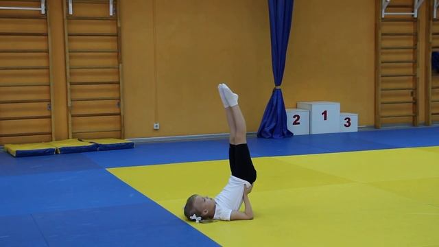 Вольные упражнения | Зенько Варвара смотреть онлайн