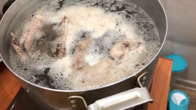 ПОПРОБУЙ СДЕЛАЙ!! Суп куриный с вермишелью ОТ ВСЕХ БОЛЕЗНЕЙ!! Правда очень вкусно)))))