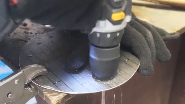 ЧТО МОЖНО СДЕЛАТЬ ИЗ ГАЗОВЫХ БАЛЛОНОВ. НА 100% РАБОЧЕЕ УСТРОЙСТВО. КРУТАЯ ИДЕЯ ДЛЯ САМОДЕЛОК. смотреть онлайн