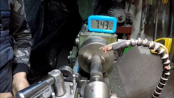 Пружинный резец от Igor Kawa.Сравниваю со своим кустарным!