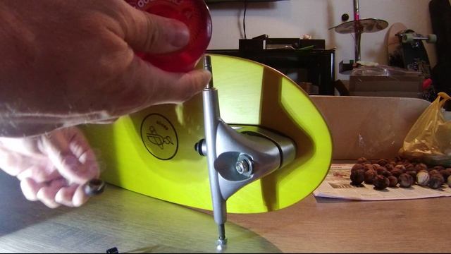 Быстрая разборка колес Surfskate, лонгбордов, самокатов, роликовых коньков и проч.