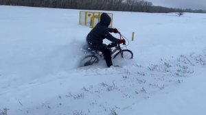 НЕУДАЧНАЯ ПОКАТУШКА НА МОПЕДЕ! Зимний ДРИФТ на МОПЕДЕ! МОТОВЕЛОСИПЕД ВАЛИТ!!!