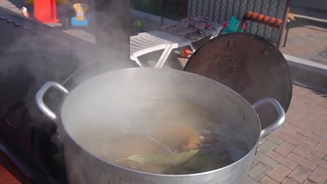 ГОЛОВЫ БАРАНА на КОСТРЕ. МОЛЧАНИЕ ЯГНЯТ. ENG SUB смотреть онлайн