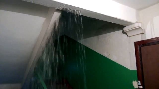 Когда сосед сделал джакузи.