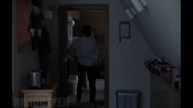 Пара нашла девочку, которая может передвигаться только внутри нарисованного квадрата смотреть онлайн