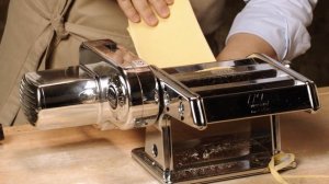 Электрическая лапшерезка - тестораскатка Marcato Classic Ampia Motor 150 mm 220V, 100W тестораскатка