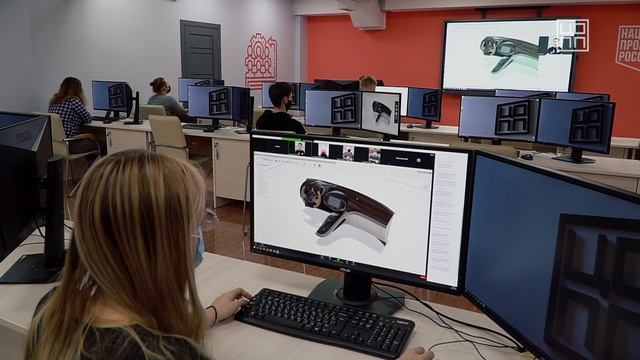 В Саратове появился центр, где будут обучать горожан новым профессиям смотреть онлайн