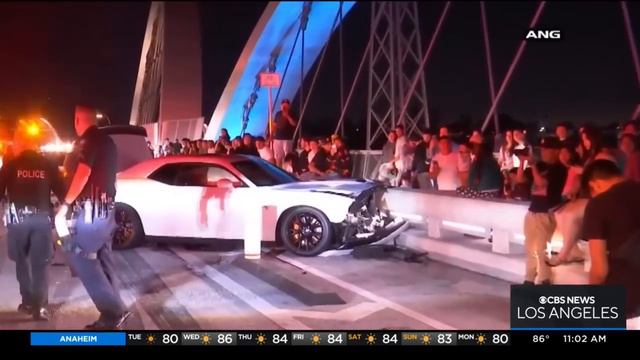 Search for hit-and-run driver involved in street takeover on 6th Street bridge underway смотреть онлайн