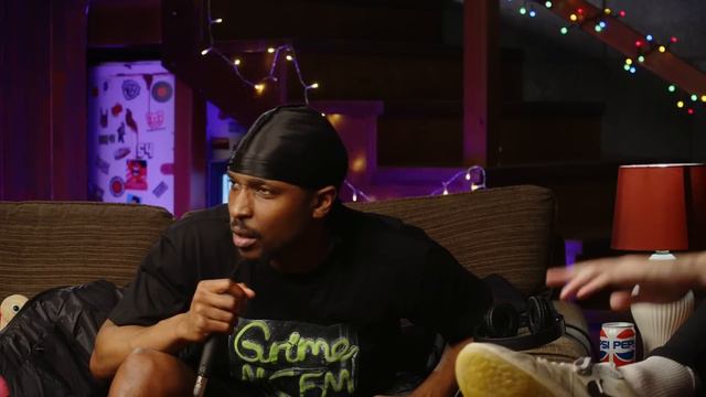 JME Reveals Misfits Boxing Plans смотреть онлайн