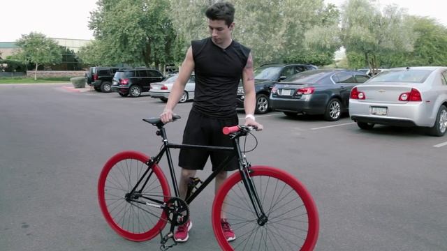 Why Is Biking a Good Cardio Exercise? : Fitness Tips смотреть онлайн