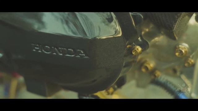 HONDA SCOOPY HOLOGRAM смотреть онлайн