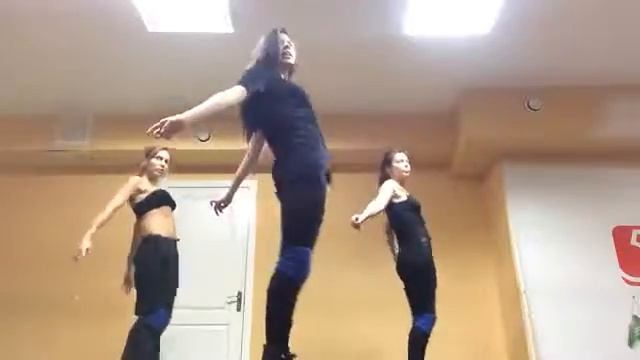 Урок по стрип пластике для начинающих/танцевальная разминка/Go-Go/Strip Plastik/Coreo/by/Anika смотреть онлайн