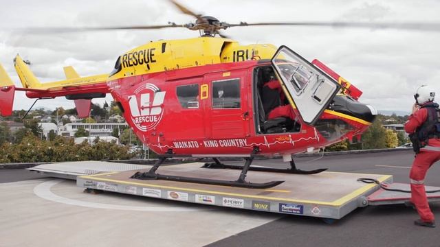 Rescue Helicopter Crews Training смотреть онлайн