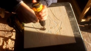 обработка дерева болгаркой рисунок волк