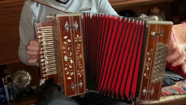 Первая «Крестовая» гармонь мастера Чечёткина К.Д. «Волжские наигрыши» смотреть онлайн