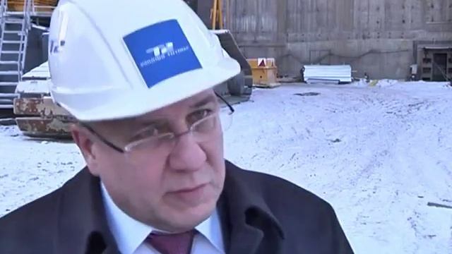 Монтаж полярного крана, установка нижней части купола реактора на ЛАЭС-2 смотреть онлайн