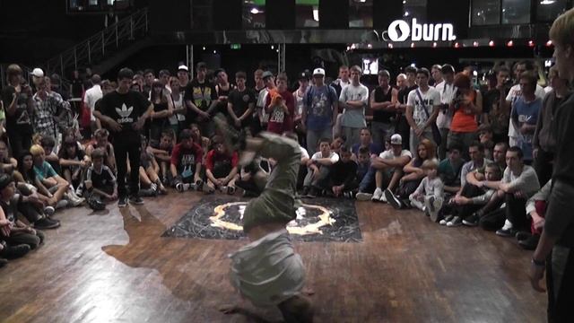 burn BATTLE SCHOOL 1day KIDS 2round ванту\игл\детрикс смотреть онлайн