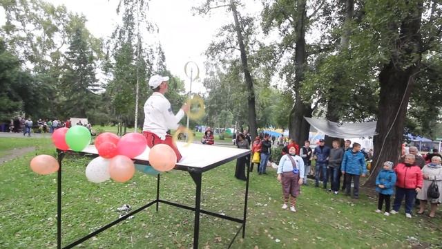 Город Барнаул.ДЕНЬ ГОРОДА (ДЕМОНСТРАЦИЯ НАТЯЖНОГО ПОТОЛКА) смотреть онлайн