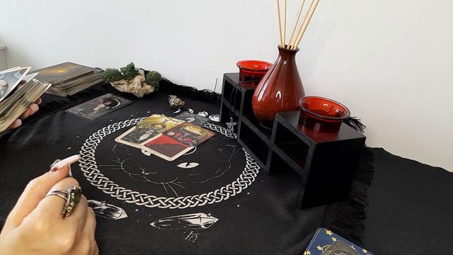 4 Королевы: Чего Вам Не Избежать? Что Обязательно Скоро Случится?!. смотреть онлайн