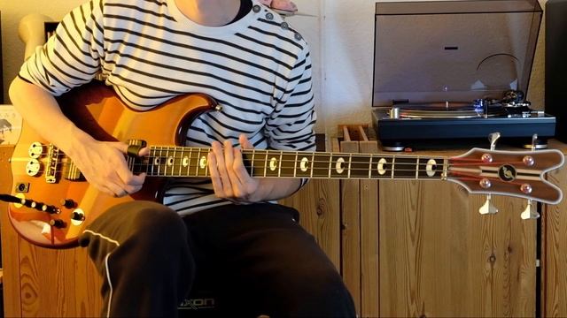 Level 42 - Love Games - bass play along on Mark King's early Jaydee sign. смотреть онлайн