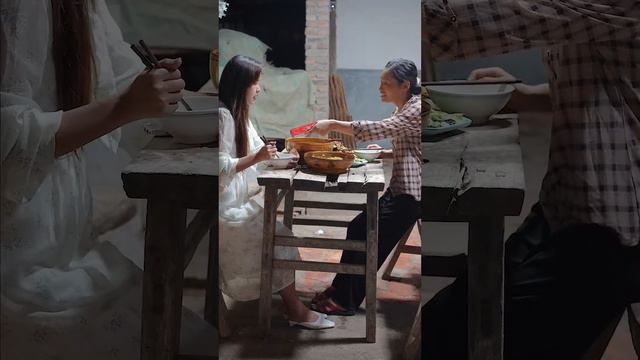 兒子整天忙於工作，不願意和媳婦參加閨蜜婚禮，結果被婆婆怒斥一通！【張小雲和阿玲】 смотреть онлайн