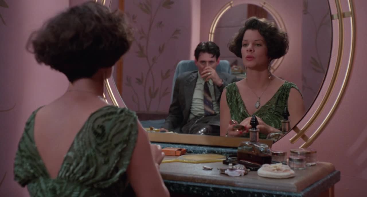 крест 002.mp4 Фильм Братьев Коэнов "Перекресток Миллера". смотреть онлайн