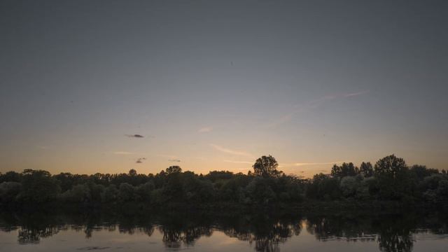 Закат на Клязьме, Светлая ночьTimelapse Sunset on the Klyazma, Light the night смотреть онлайн