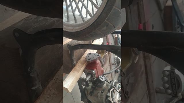 К 750 невиданный зверь, в современной кастомизации мотоцикла. смотреть онлайн