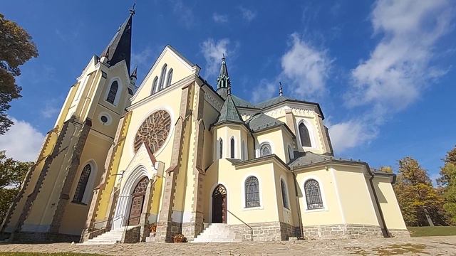 Levoča-Mariánska Hora (SK) Bazilika navštívenia Panny Márie -zvony / Angelus Domini смотреть онлайн