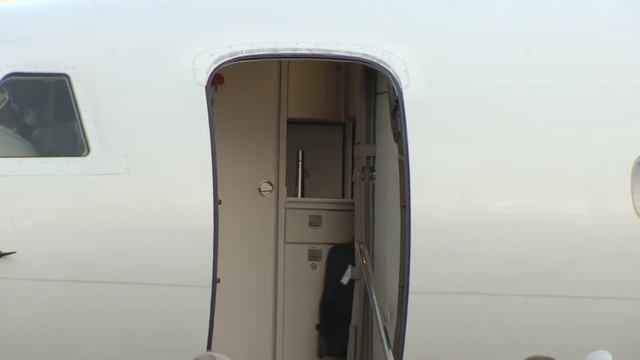 Tallinn Digital Summit - Arrivals at Lennart Meri Tallinn airport - Emmanuel Macron смотреть онлайн