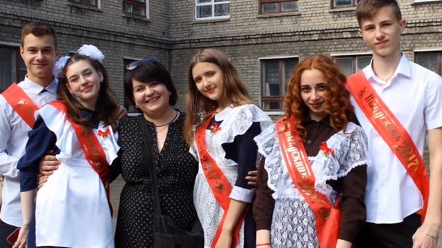 Подарок от 10-А класса выпускникам 11-А 2017 смотреть онлайн
