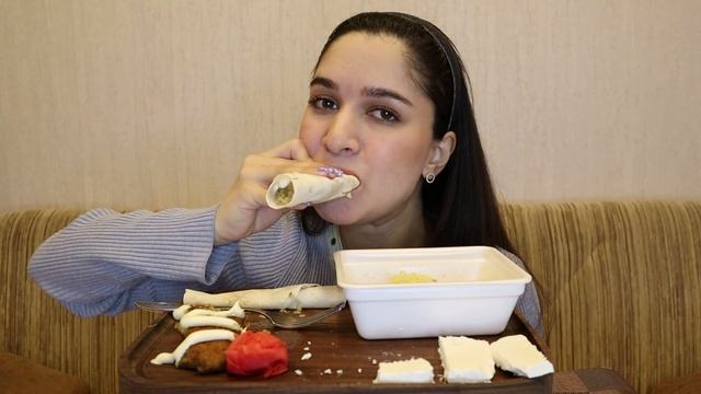 ДОШИРАК И РЫБНЫЕ КОТЛЕТЫ МУКБАНГ #AskFatima #asmr