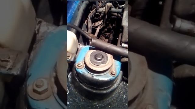 Замена штанов и снятие колектора таврия??? смотреть онлайн