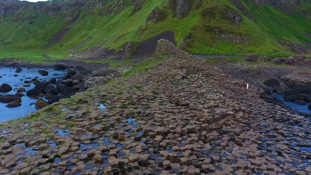 Giant's Causeway from drone. Northern Ireland, UK смотреть онлайн