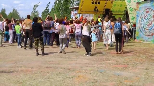 Холи танцы смотреть онлайн