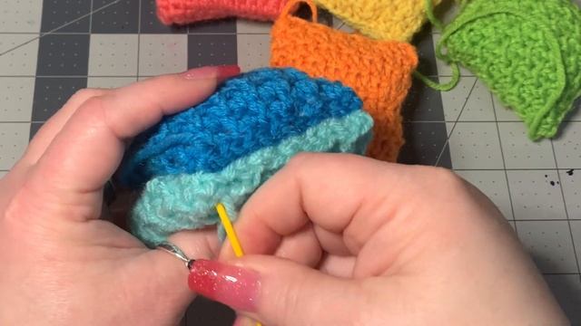 How To Crochet A Textured Patchwork Puff Pillow/ Easy Beginner Crochet смотреть онлайн
